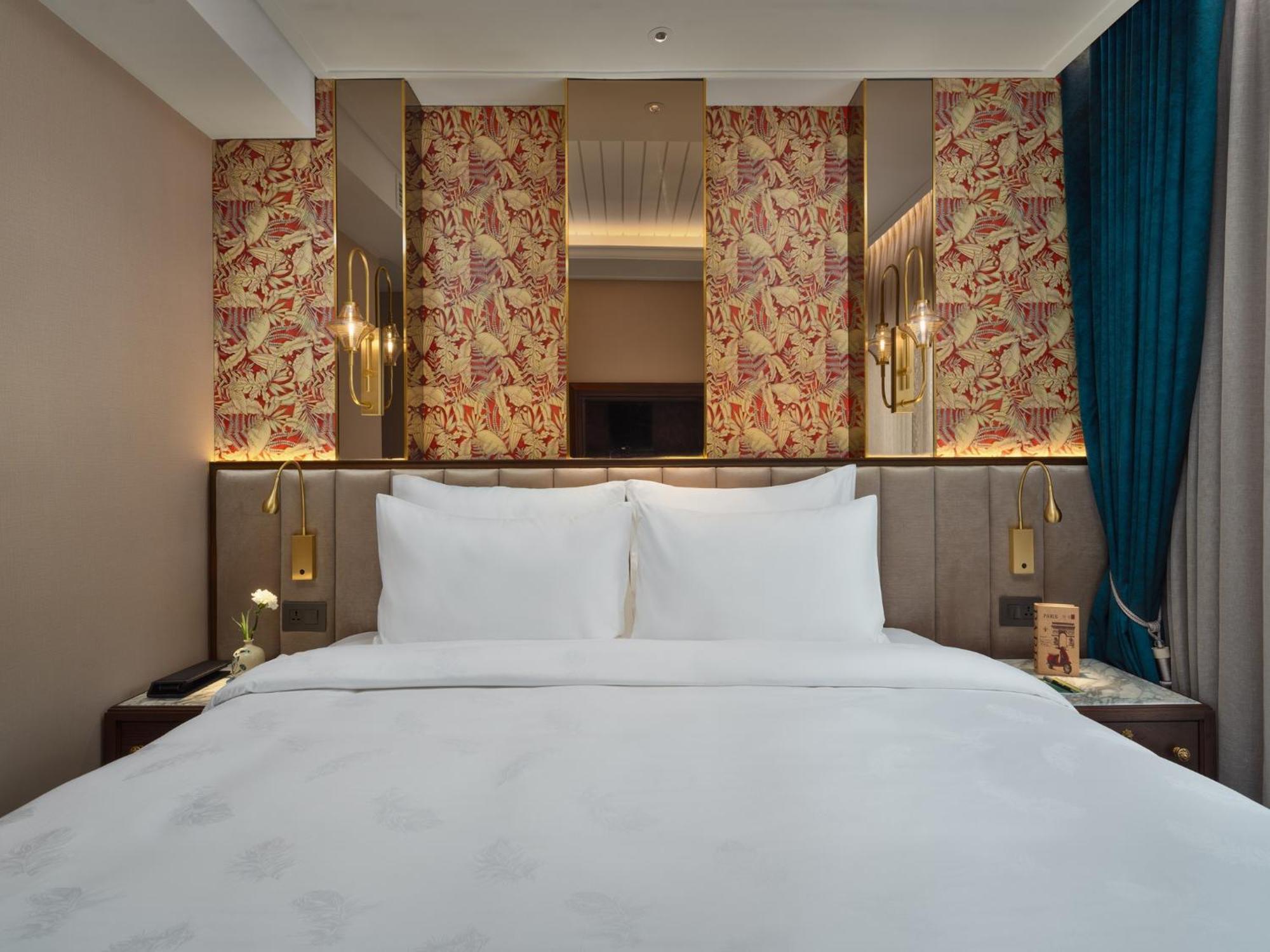 Peridot Gallery Classic Hotel Hanoi Exterior photo