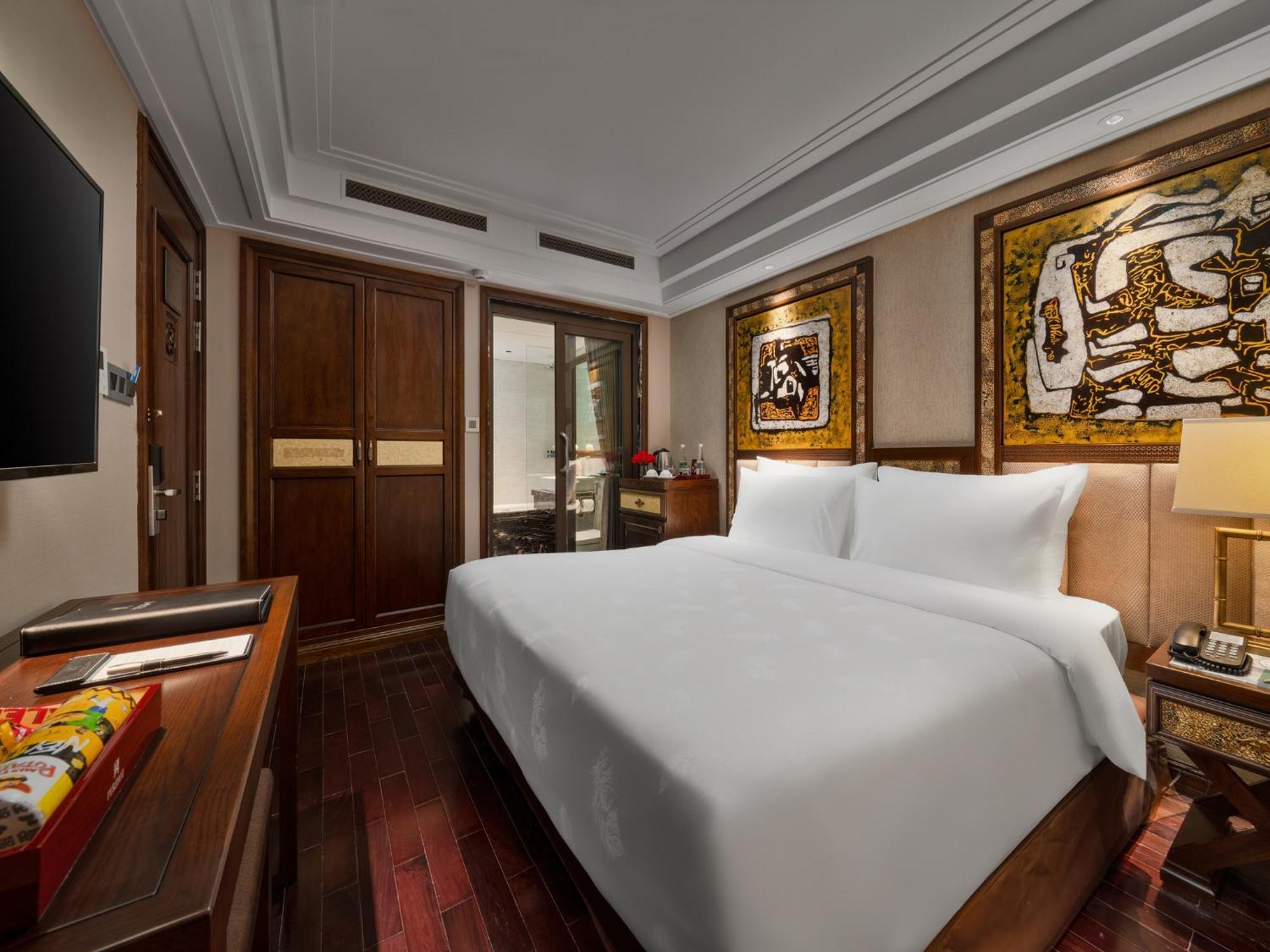 Peridot Gallery Classic Hotel Hanoi Exterior photo